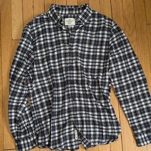 Men's Grey and White Plaid Shirt
